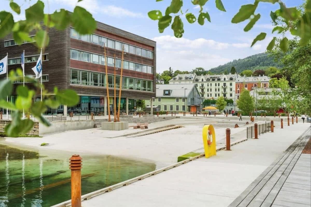 Appartement Dinbnb I Oasis, Workspace & Elevator! *